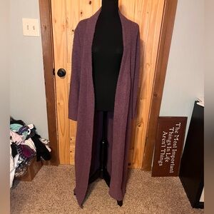 NEW WITH TAGS mauve full-length fuzzy UGG robe